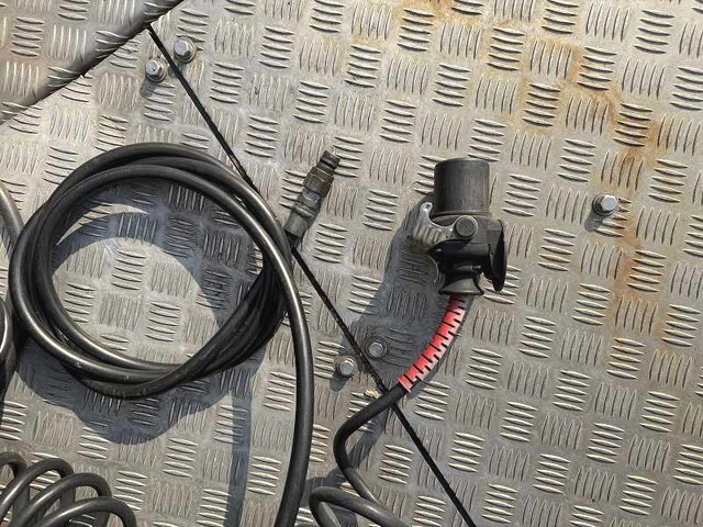 いすゞギガトレーラーヘッド（トラクターヘッド）大型（10t）[写真28]