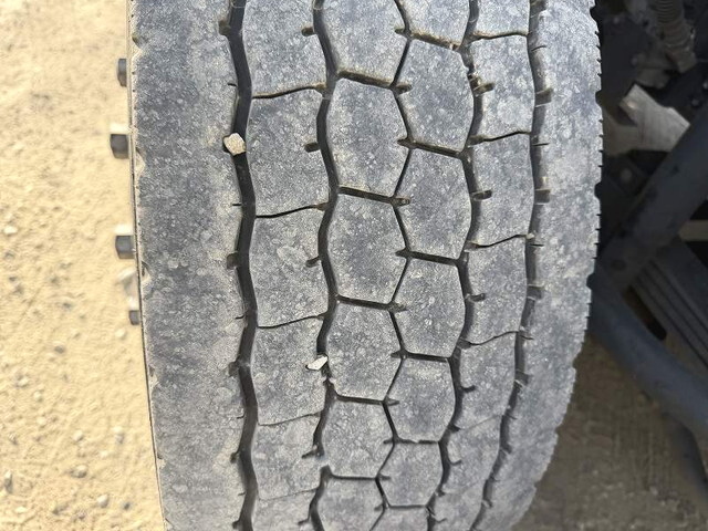 いすゞギガトレーラーヘッド（トラクターヘッド）大型（10t）[写真09]