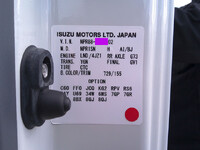 いすゞエルフクレーン5段小型（2t・3t）[写真31]