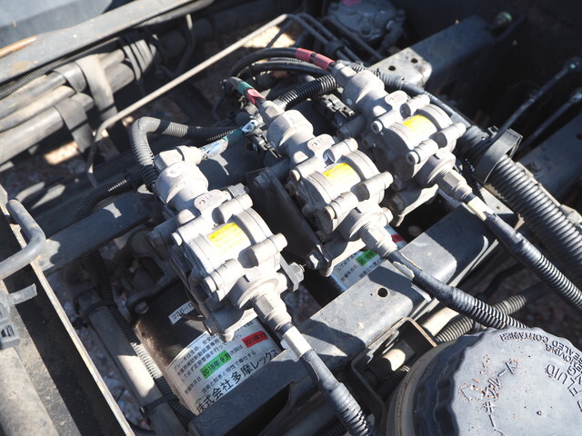 日野レンジャーセーフティローダー小型（2t・3t）[写真15]