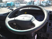 日野レンジャーセーフティローダー小型（2t・3t）[写真38]