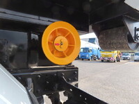 三菱ふそうキャンターコンテナ専用車小型（2t・3t）[写真11]