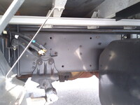 いすゞギガアルミウイング大型（10t）[写真15]