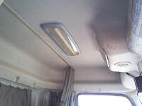 いすゞギガアルミウイング大型（10t）[写真29]