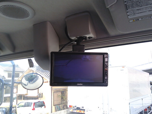 いすゞギガアルミウイング大型（10t）[写真32]