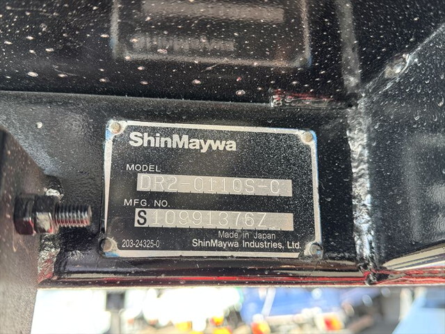 三菱ふそうキャンターダンプ・クレーン付小型（2t・3t）[写真13]