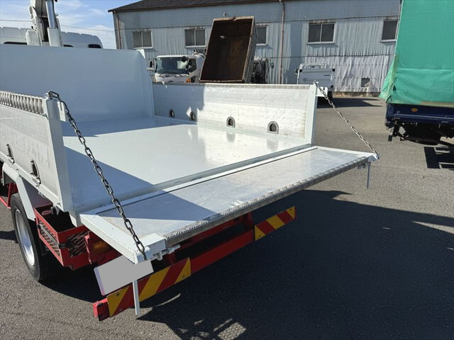 三菱ふそうキャンターダンプ・クレーン付小型（2t・3t）[写真07]