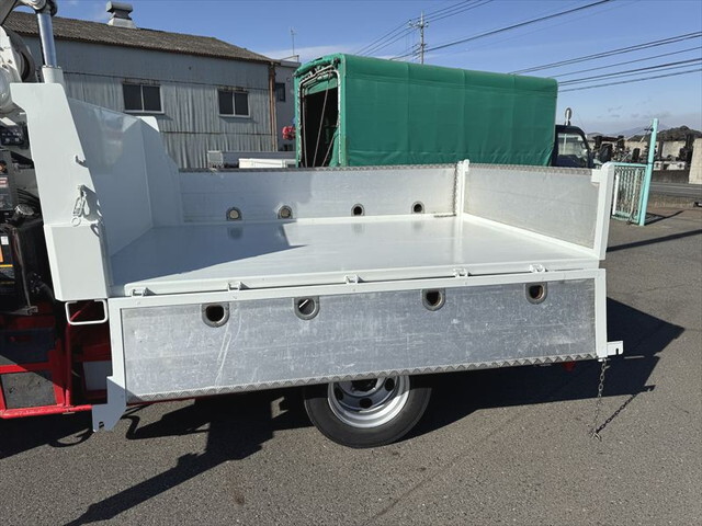 三菱ふそうキャンターダンプ・クレーン付小型（2t・3t）[写真08]