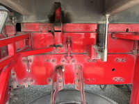 UDトラックスクオンダンプ大型（10t）[写真29]