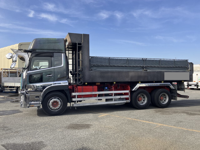 UDトラックスクオンダンプ大型（10t）[写真05]