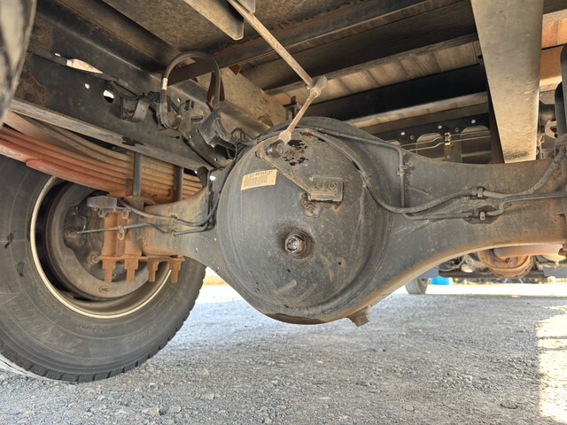 いすゞフォワードアルミブロック中型（4t）[写真21]