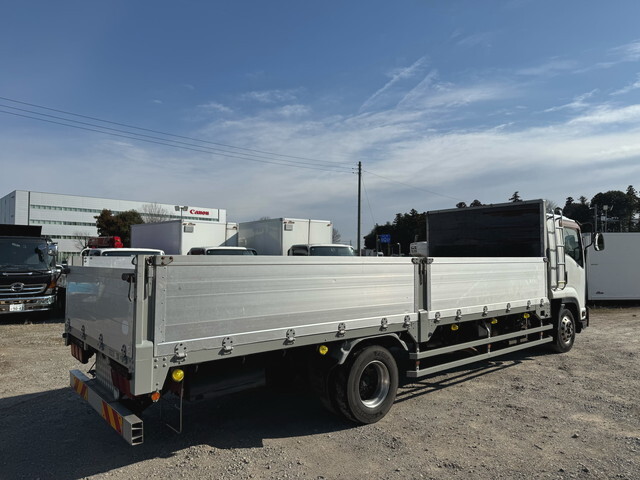 いすゞフォワードアルミブロック中型（4t）[写真04]