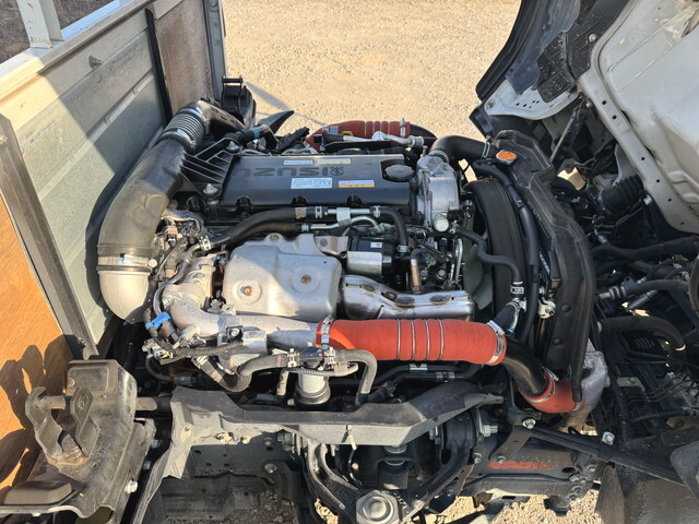 いすゞエルフ平ボディ小型（2t・3t）[写真22]