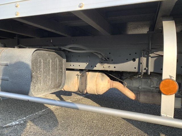 日野デュトロアルミバン小型（2t・3t）[写真08]