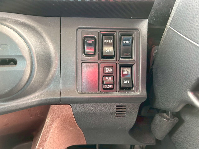 日野レンジャーアルミウイング中型（4t）[写真27]