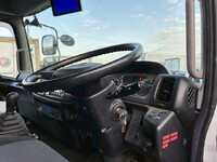 日野レンジャーアルミウイング中型（4t）[写真26]