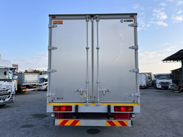 日野レンジャーアルミウイング中型（4t）[写真04]