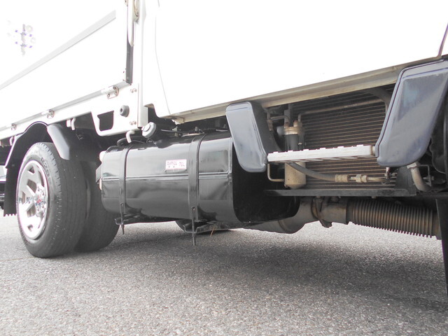 三菱ふそうキャンターダブルキャブ（Wキャブ）小型（2t・3t）[写真15]