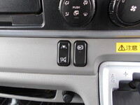 三菱ふそうキャンターダブルキャブ（Wキャブ）小型（2t・3t）[写真31]