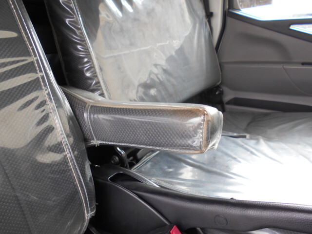 三菱ふそうキャンターダブルキャブ（Wキャブ）小型（2t・3t）[写真36]