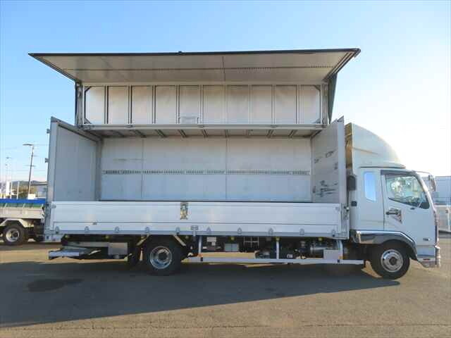 三菱ふそうファイターアルミウイング中型（4t）[写真10]