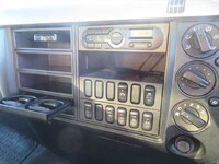 三菱ふそうファイターアルミウイング中型（4t）[写真34]