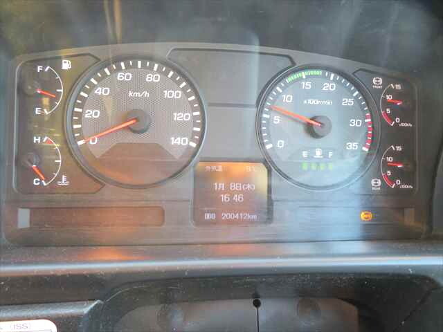 三菱ふそうファイターアルミウイング中型（4t）[写真37]