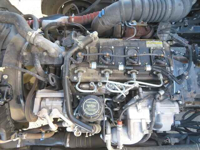 三菱ふそうファイターアルミウイング中型（4t）[写真07]