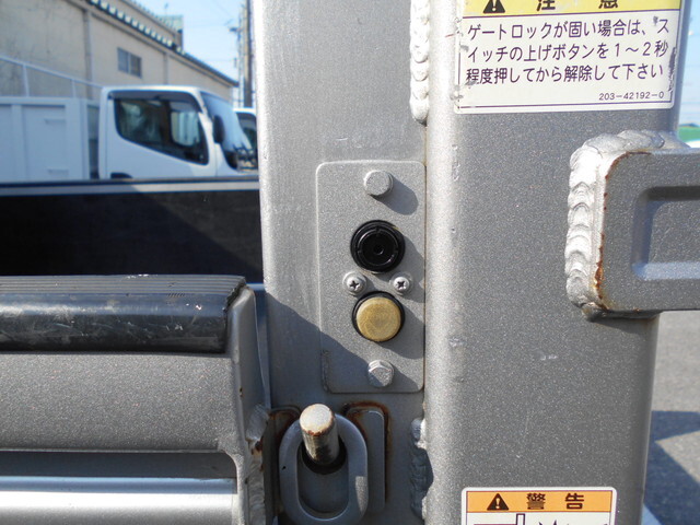 日産アトラスダブルキャブ（Wキャブ）小型（2t・3t）[写真12]