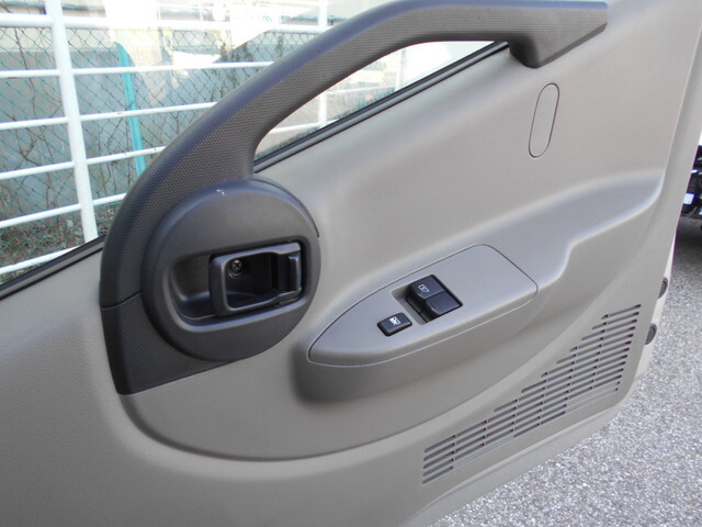 日産アトラスダブルキャブ（Wキャブ）小型（2t・3t）[写真32]