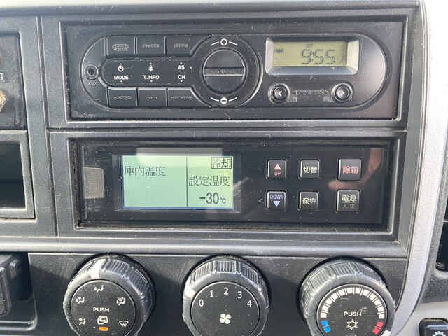三菱ふそうキャンター冷凍車（冷蔵車）小型（2t・3t）[写真12]