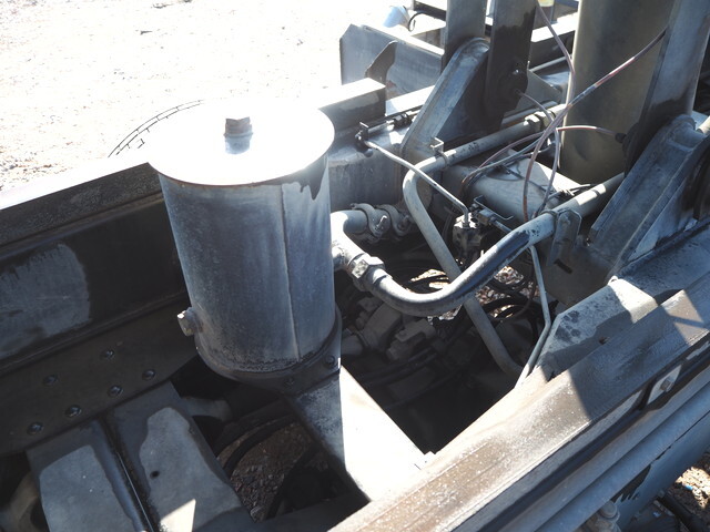 いすゞフォワード汚泥吸引車増トン（6t・8t）[写真19]