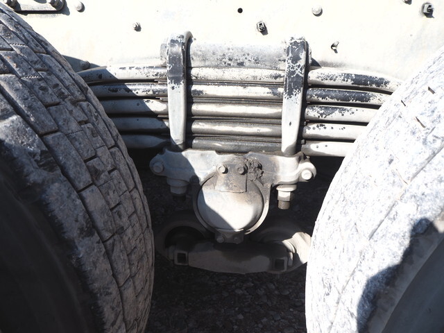 いすゞフォワード汚泥吸引車増トン（6t・8t）[写真26]