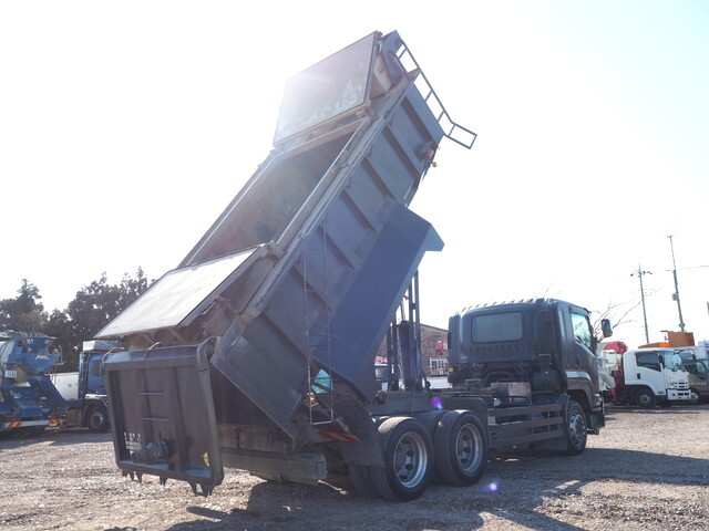 いすゞフォワード汚泥吸引車増トン（6t・8t）[写真04]
