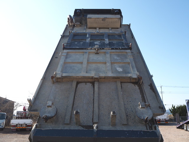 いすゞフォワード汚泥吸引車増トン（6t・8t）[写真06]