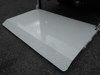 三菱ふそうキャンターダブルキャブ（Wキャブ）小型（2t・3t）[写真14]