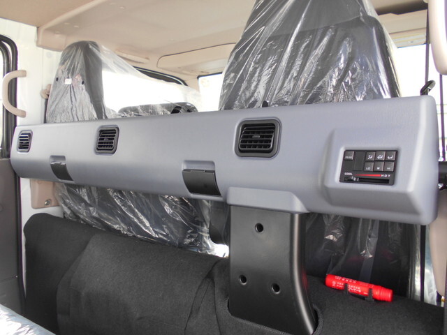 三菱ふそうキャンターダブルキャブ（Wキャブ）小型（2t・3t）[写真22]