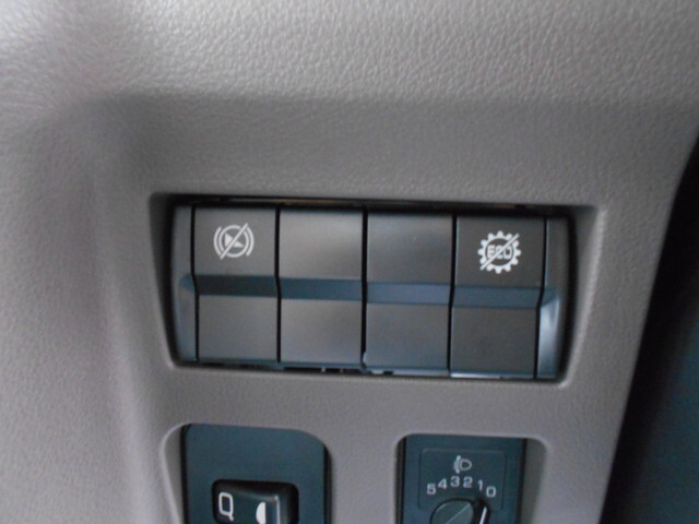 三菱ふそうキャンターダブルキャブ（Wキャブ）小型（2t・3t）[写真32]