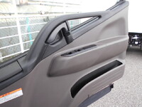 三菱ふそうキャンターダブルキャブ（Wキャブ）小型（2t・3t）[写真38]