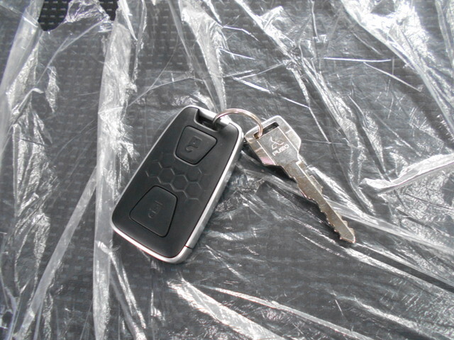 三菱ふそうキャンターダブルキャブ（Wキャブ）小型（2t・3t）[写真38]