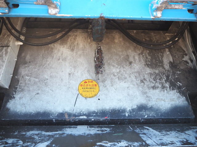 三菱ふそうファイターパッカー車（塵芥車）中型（4t）[写真17]