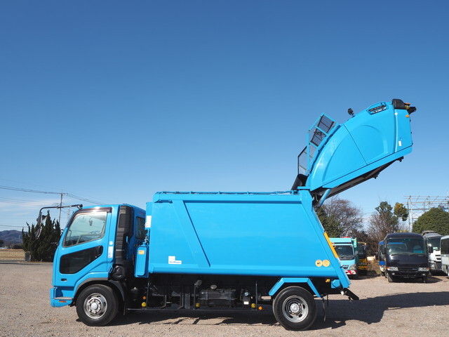 三菱ふそうファイターパッカー車（塵芥車）中型（4t）[写真04]