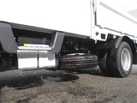 三菱ふそうキャンターダブルキャブ（Wキャブ）小型（2t・3t）[写真17]