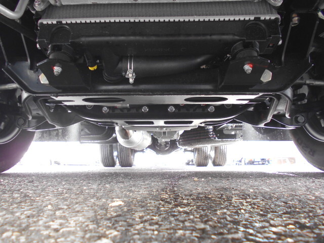 三菱ふそうキャンターダブルキャブ（Wキャブ）小型（2t・3t）[写真18]