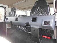 三菱ふそうキャンターダブルキャブ（Wキャブ）小型（2t・3t）[写真22]