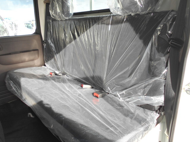 三菱ふそうキャンターダブルキャブ（Wキャブ）小型（2t・3t）[写真25]