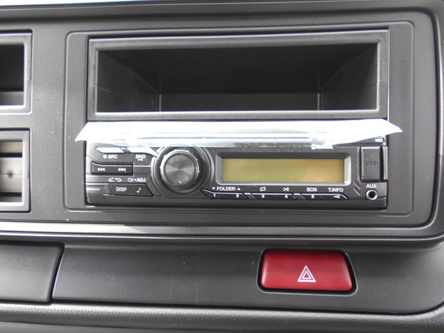 三菱ふそうキャンターダブルキャブ（Wキャブ）小型（2t・3t）[写真32]