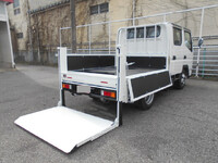 三菱ふそうキャンターダブルキャブ（Wキャブ）小型（2t・3t）[写真10]