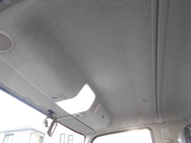 三菱ふそうファイターコンテナ専用車中型（4t）[写真36]