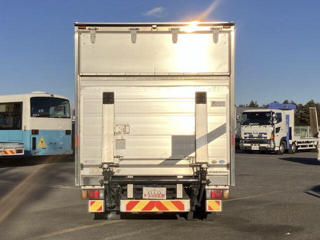 いすゞエルフアルミバン小型（2t・3t）[写真10]